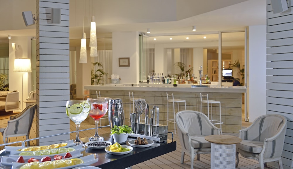 Melia Ibiza 37/49