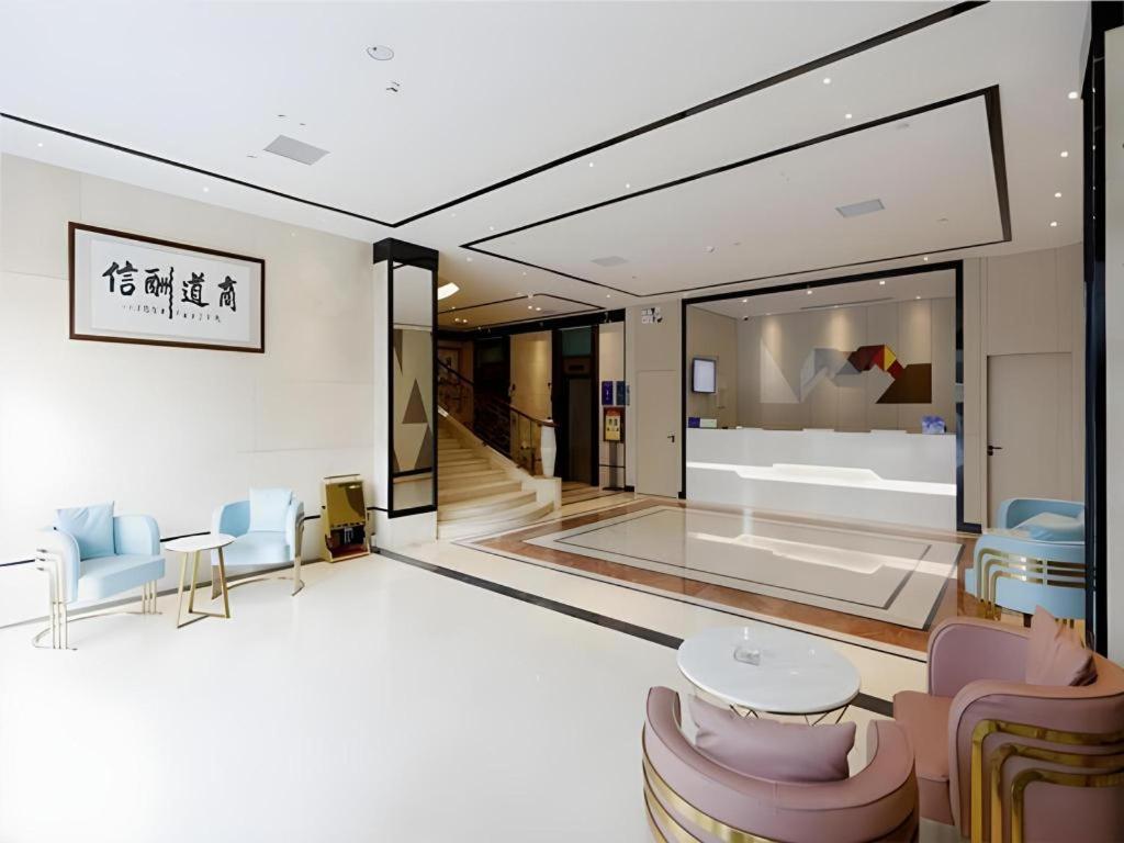 BORRMAN WANDA PLAZA Houjie Dongguan 18/45