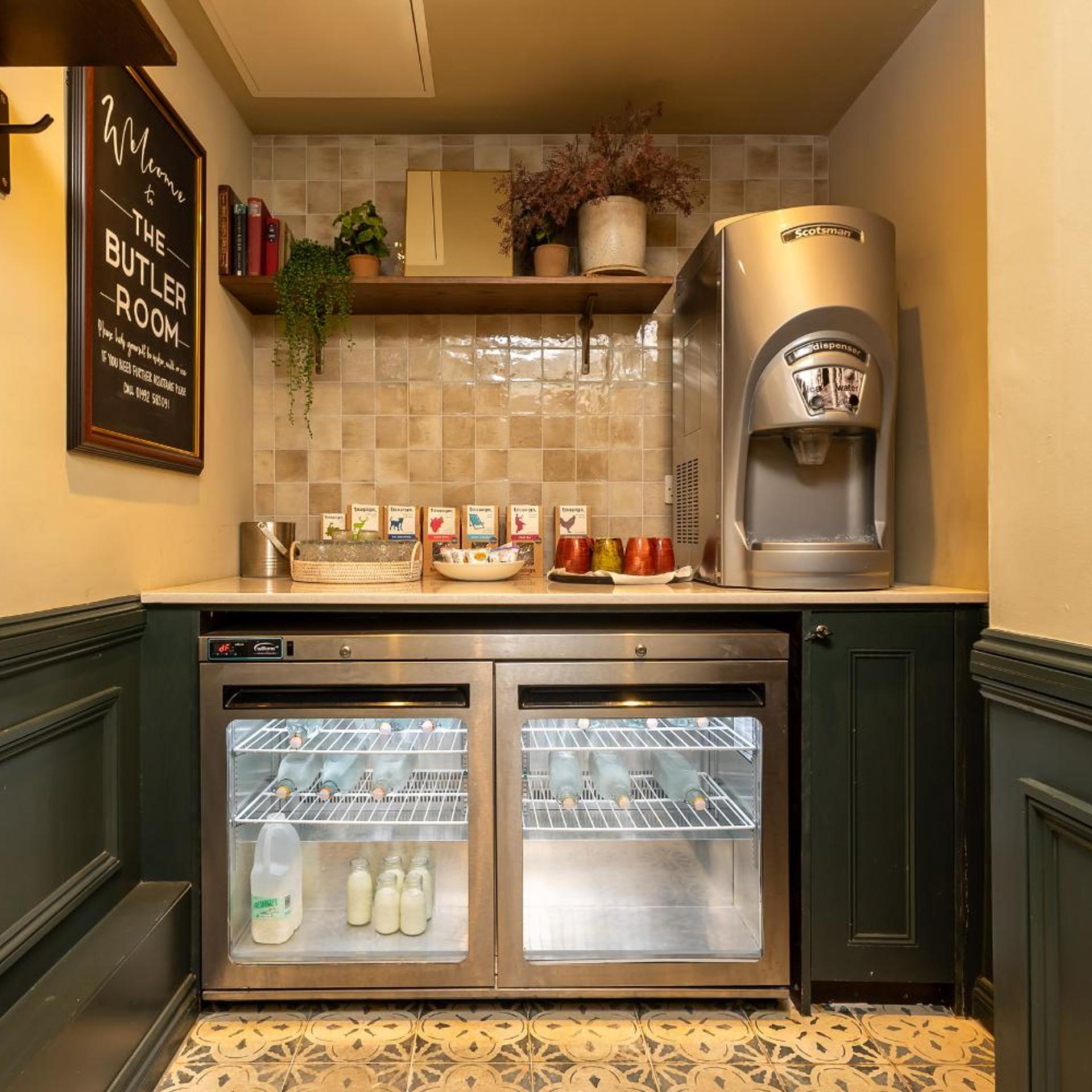 Salisbury Arms Hotel 4/54