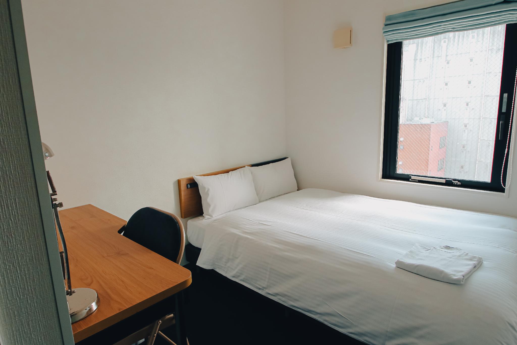 Semi Room, Standard, Semi Double Bed, Smoking