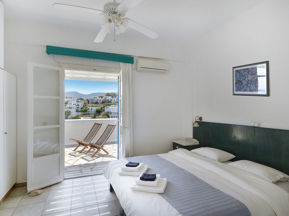 Aloni Hotel Paros 10/50