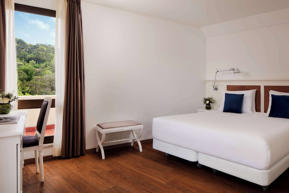 Superior, 1 Double and 1 Single Bed, with Extra Bed, Valley View
