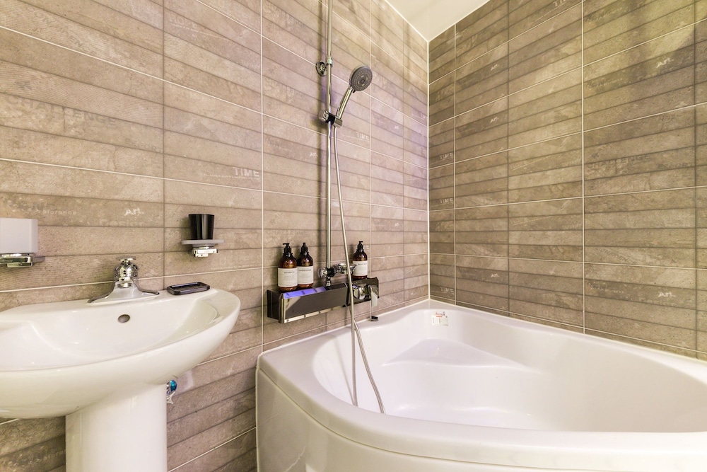 Cheonho La View Luxury Hotel 43/50