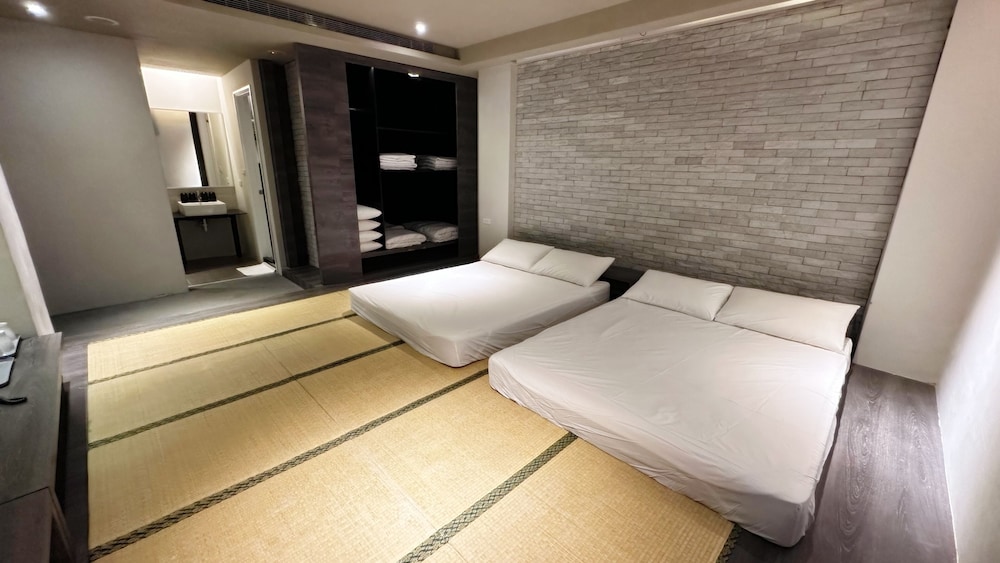 Kiwi Express Hotel-Taichung Station Branch Ii 18/60