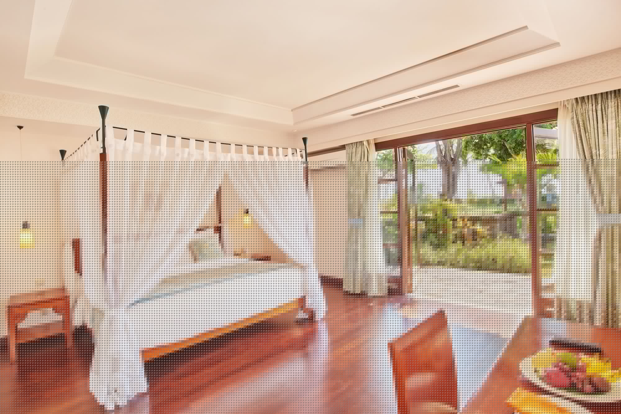 Studio, Suite, Queen Bed, Beach View