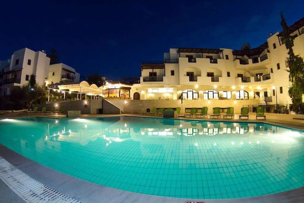 Club Lyda Hotel 8/66