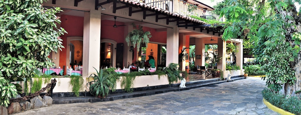 Hotel Du Roi Christophe 2/37