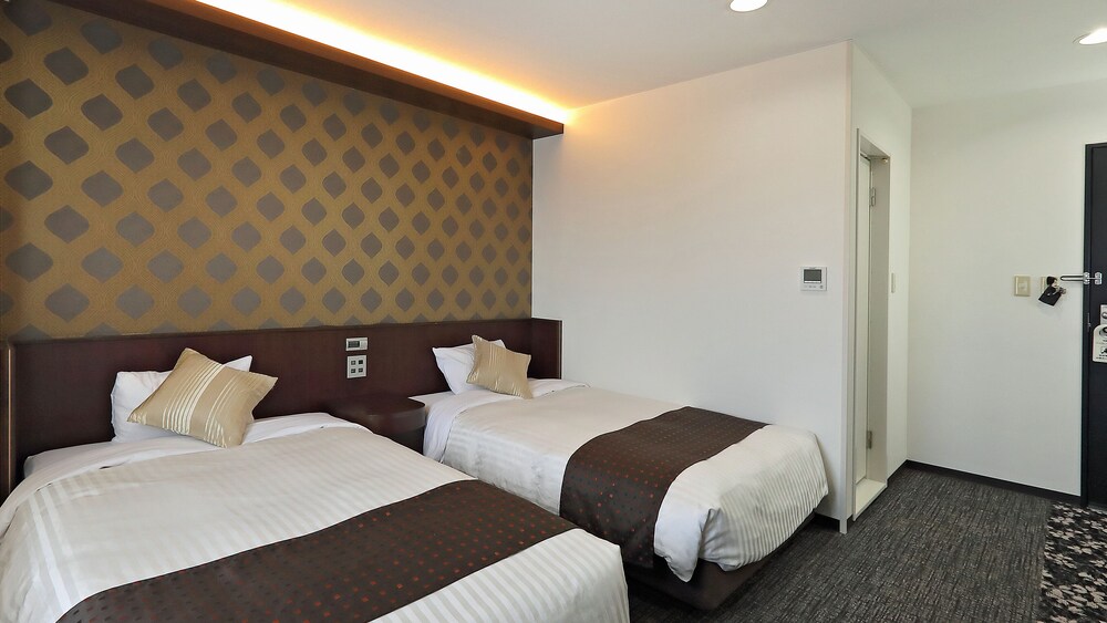Hotel Annex Inn 24/68