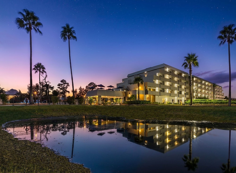 Palazzo Lakeside Hotel photo1