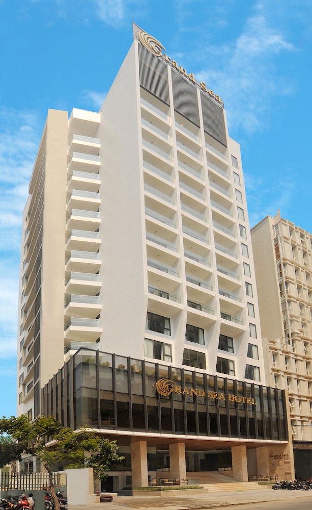 Grand Sea Hotel 2/74