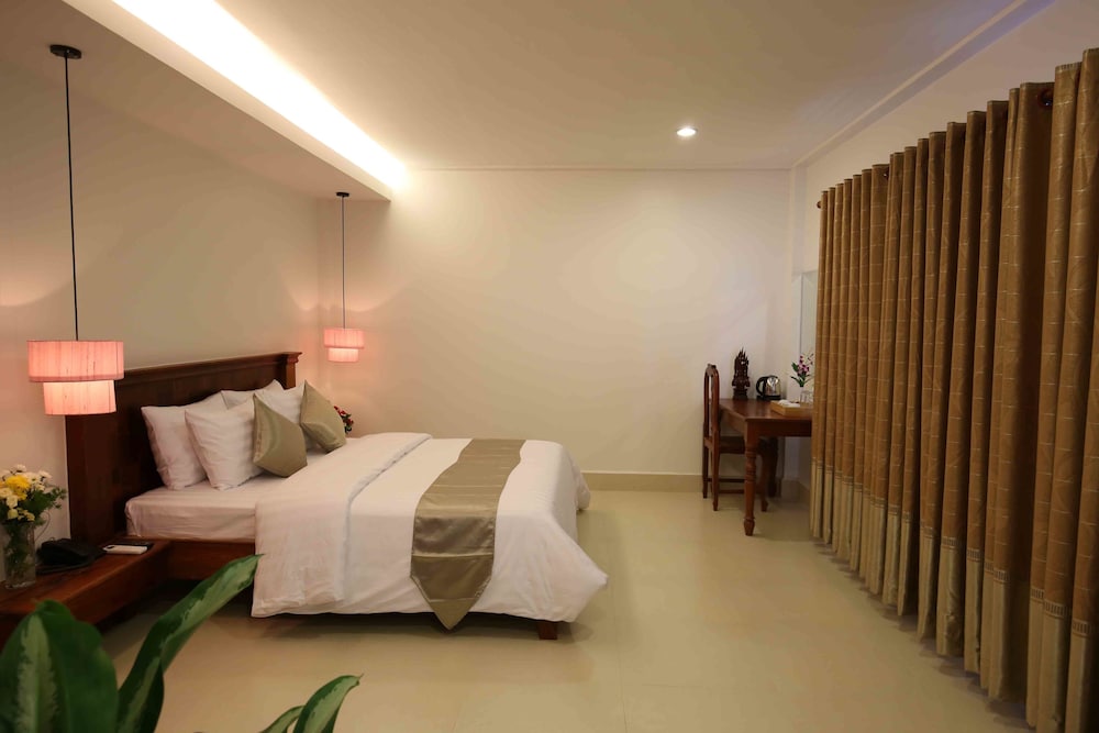 Holy Angkor Hotel 36/65