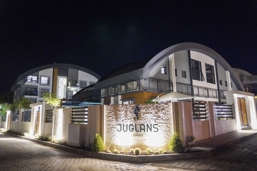 Juglans Suites 6/49