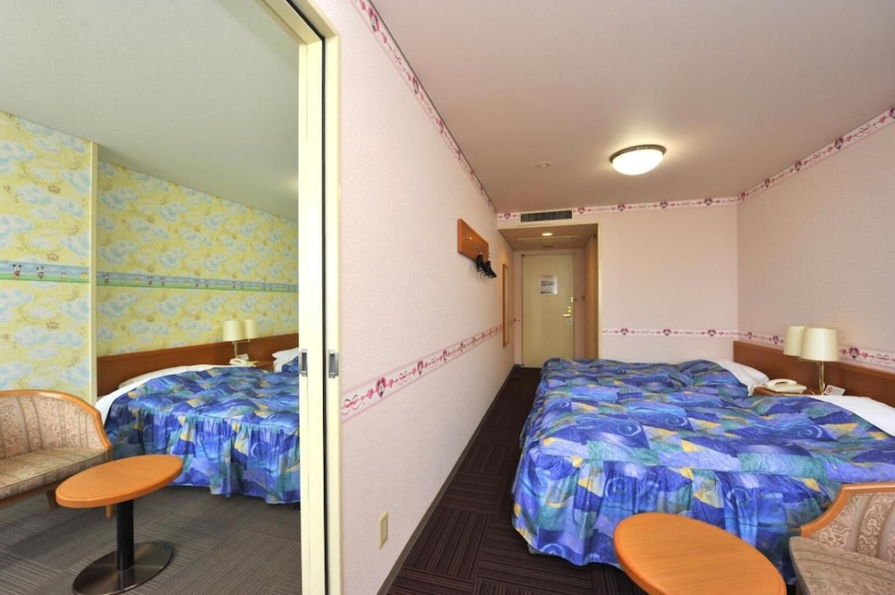Kokura Recent Hotel 24/57