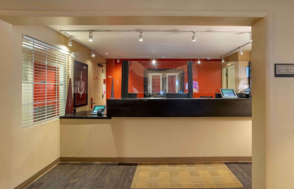 Studio 6 Extended Stay Fishkill Route 9 NY 6/57