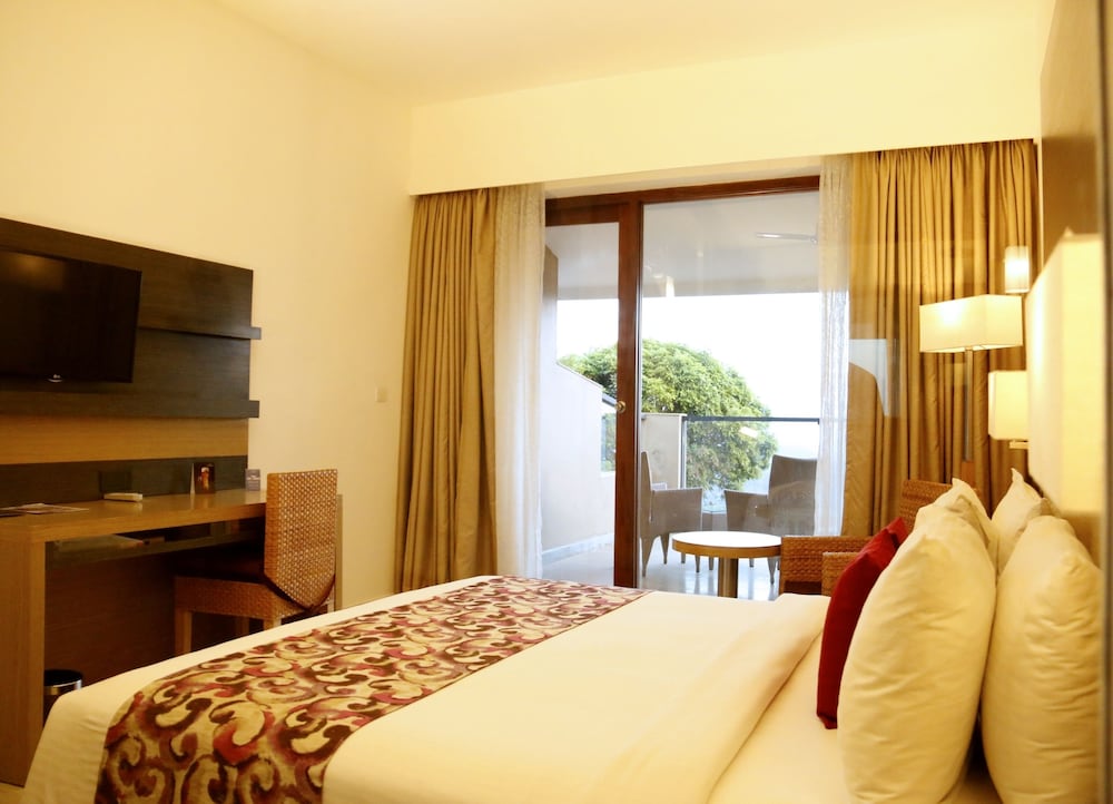 POETREE SAROVAR PORTICO 33/74