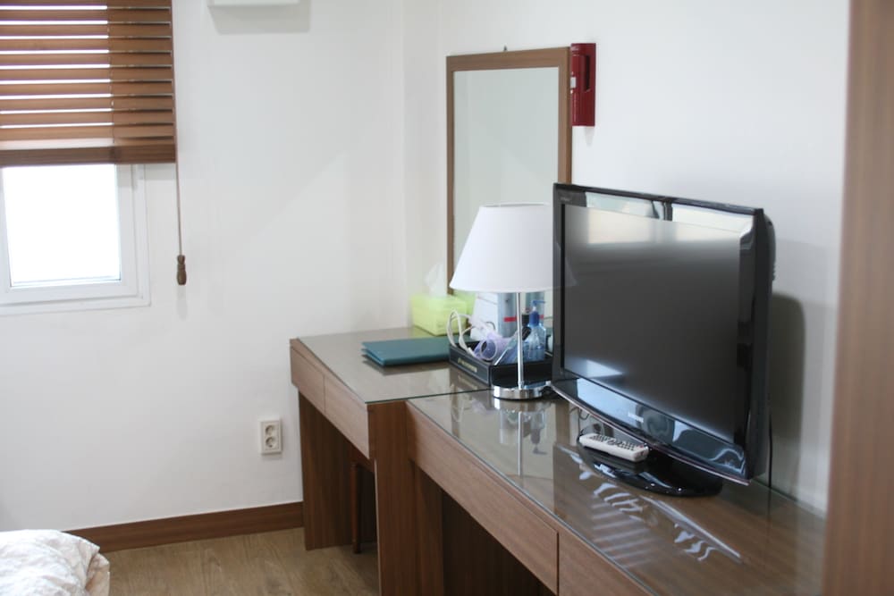 Juwangsan Spa Tourist Hotel 30/35
