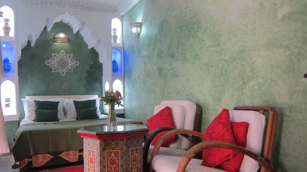 Riad Maizie 39/50