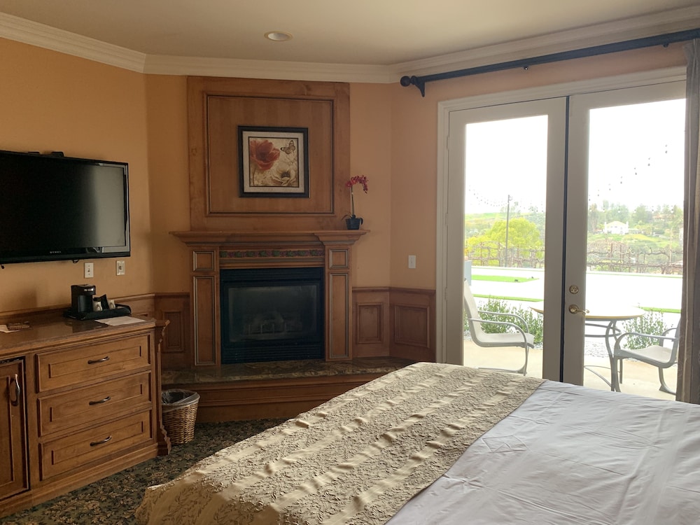 Inn at Churon Winery 17/50