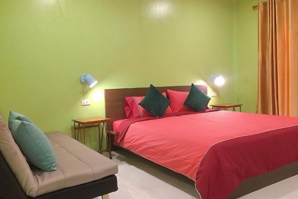 Chor Chang House 18/87