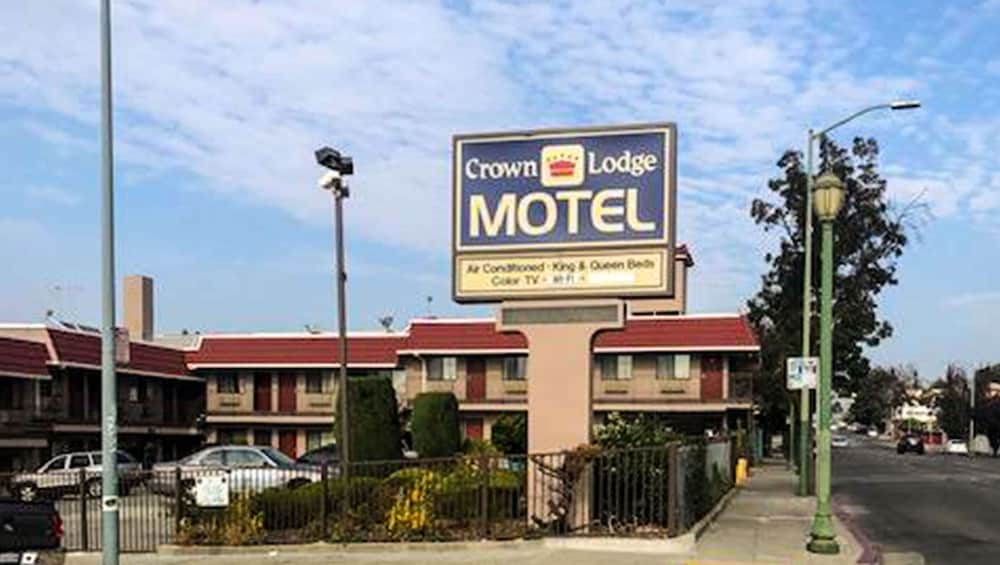 Crown Lodge Motel Oakland 1/28