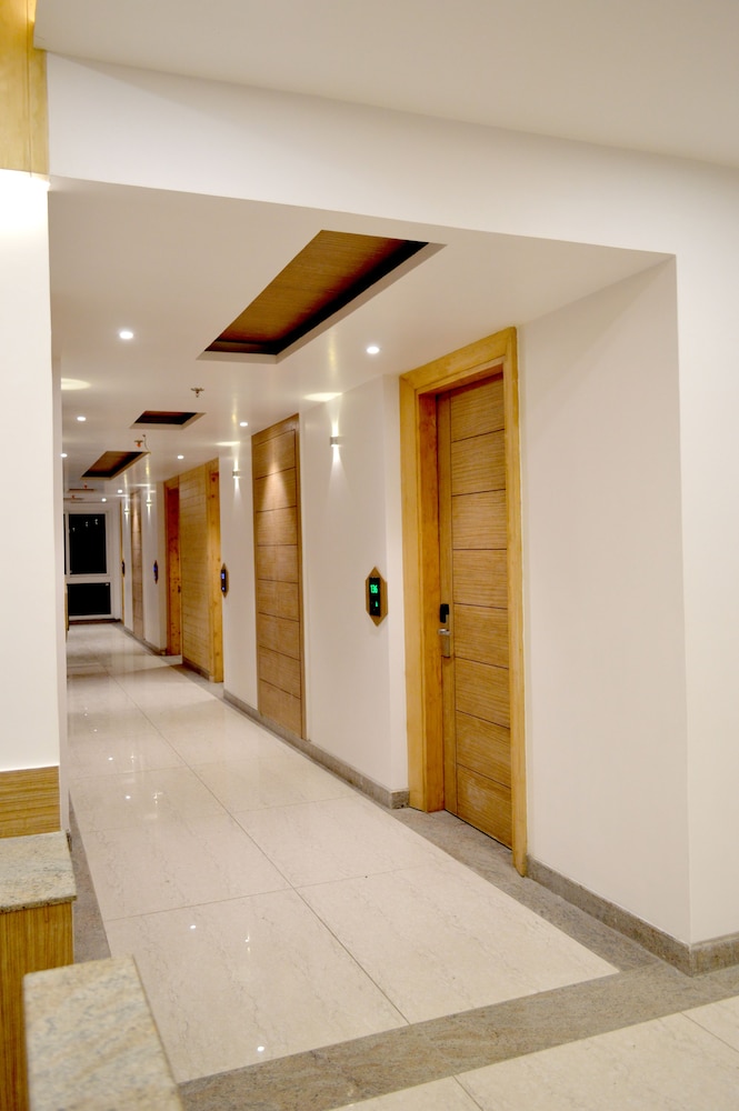 The Orchard Greens Resort 5/48