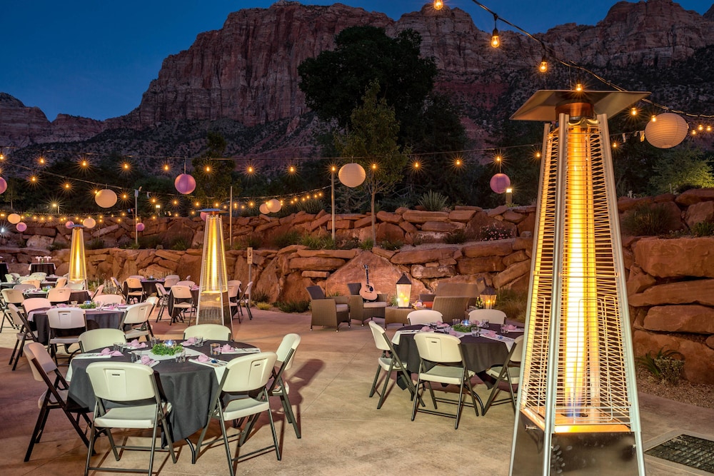 Springhill Suites Springdale Zion National Park 19/52