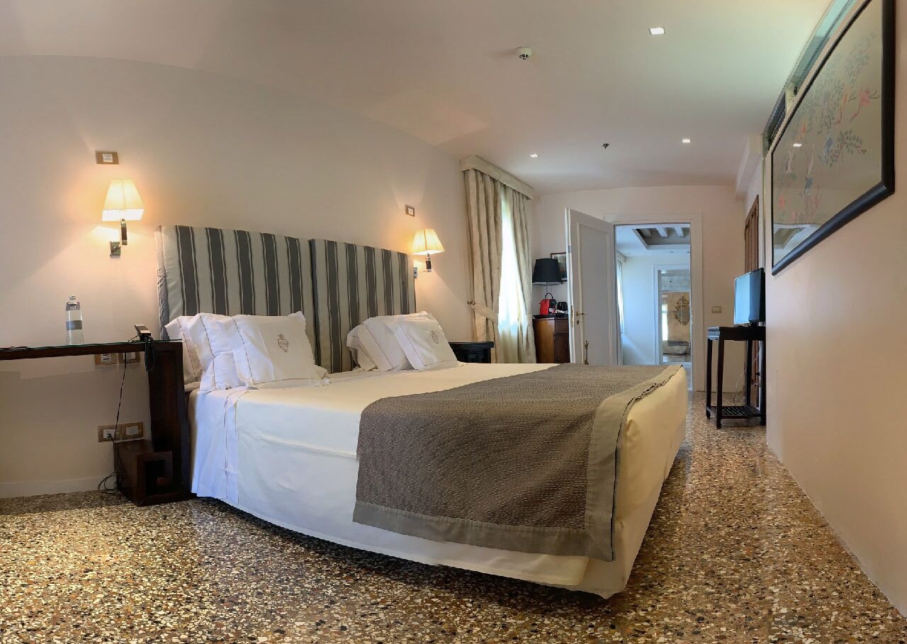 Premium, Suite, King Bed, Canal View, Terrace, Ca' Nigra Lagoon Resort 4/8