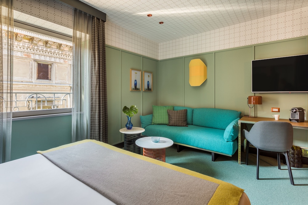 Room Mate Giulia 60/79