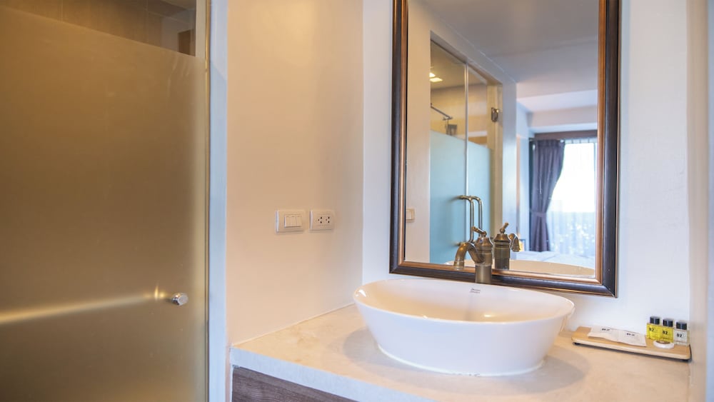B2 Mae Hong Son Premier Hotel 57/59