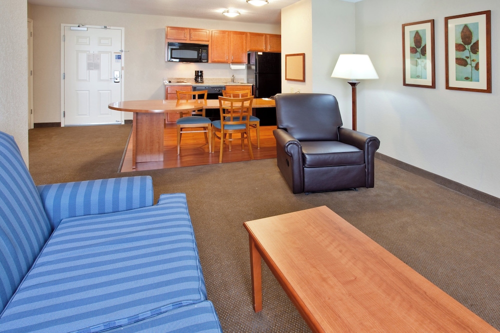 Candlewood Suites Elgin Nw-Chicago 40/58