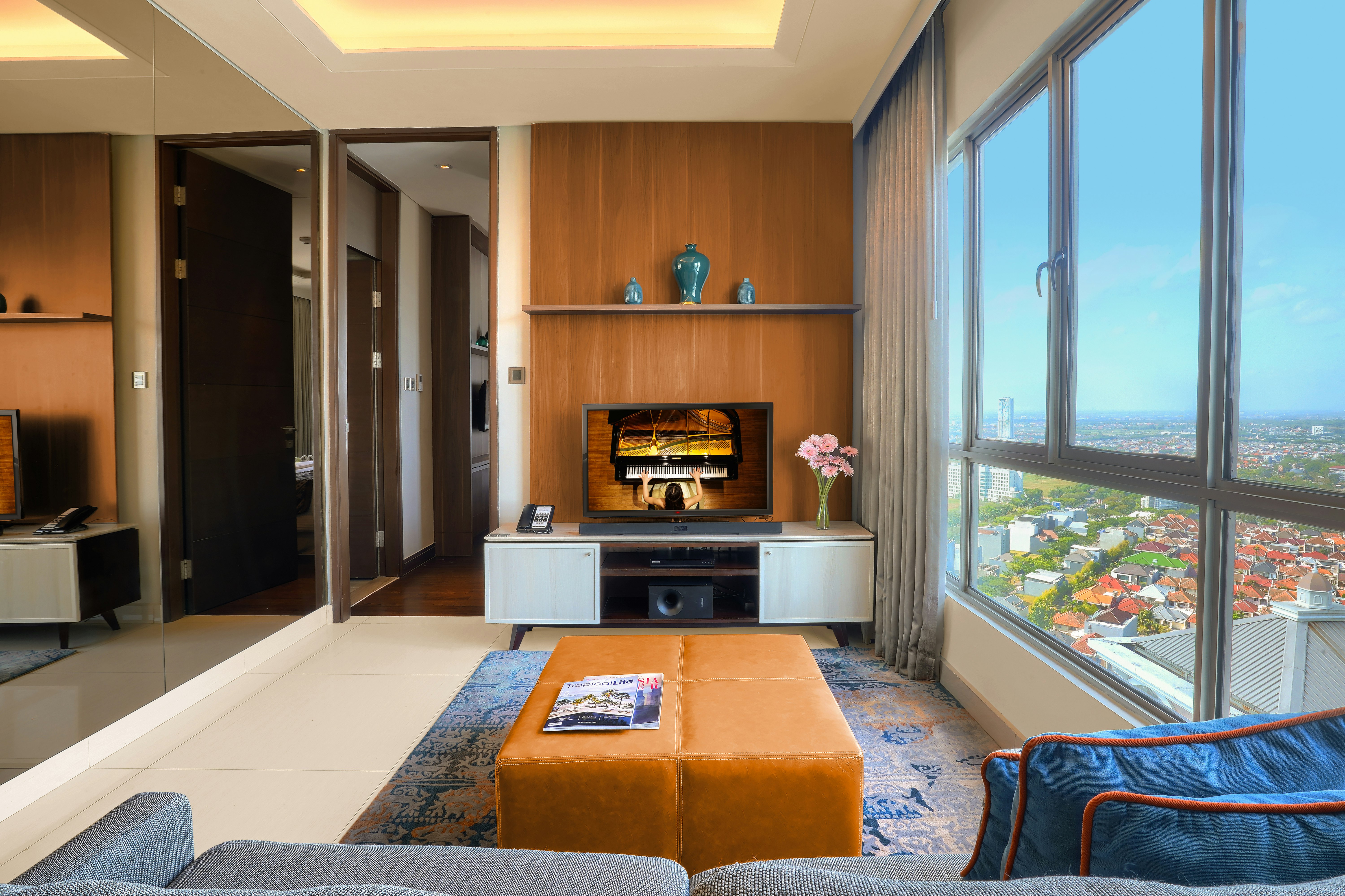 ASCOTT WATERPLACE SURABAYA 49/74