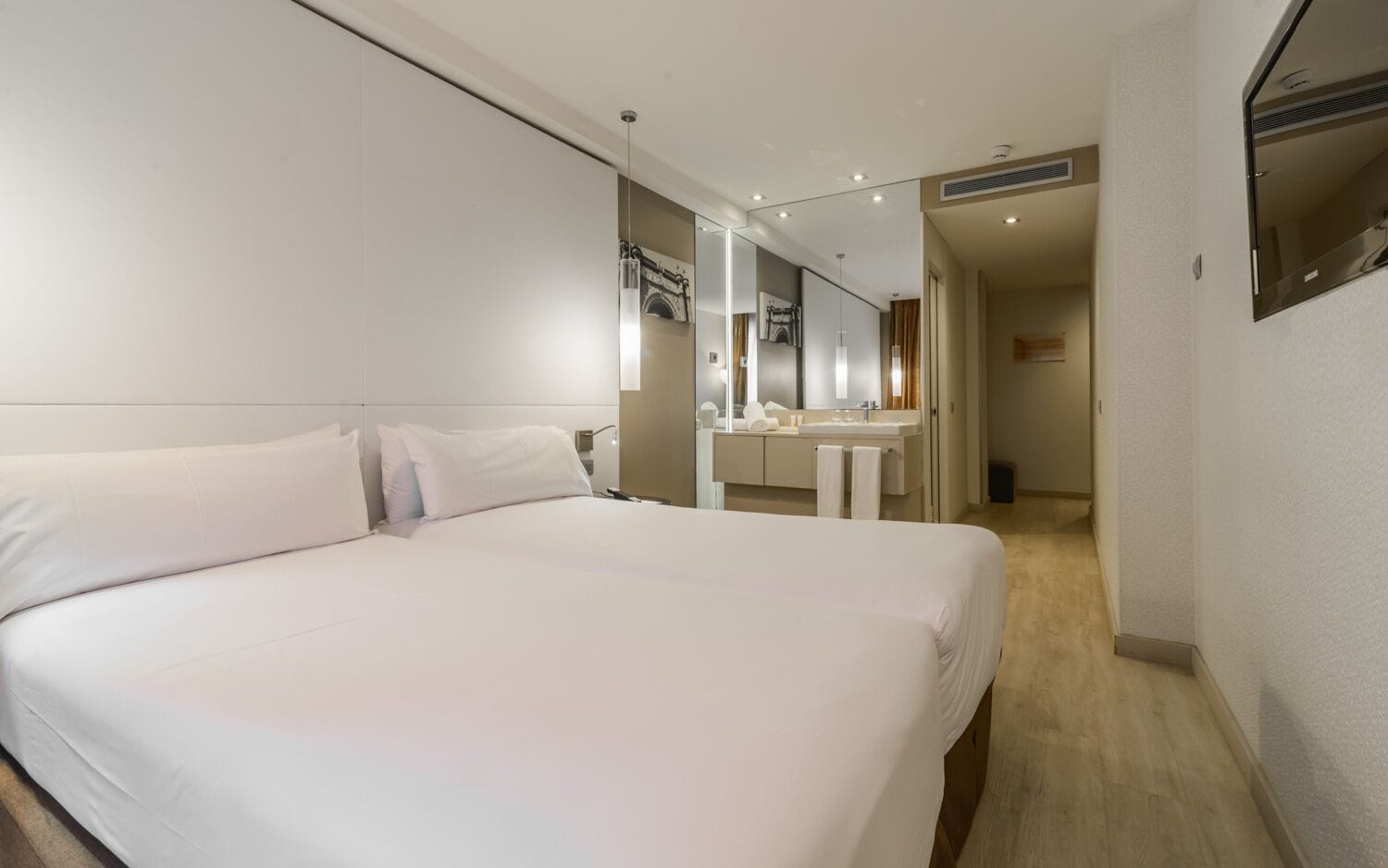 COMFORT, SINGLE, DOUBLE BED