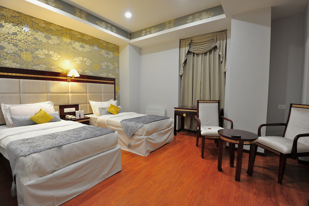 1 BEDROOM, DELUXE, DOUBLE OR TWIN BED