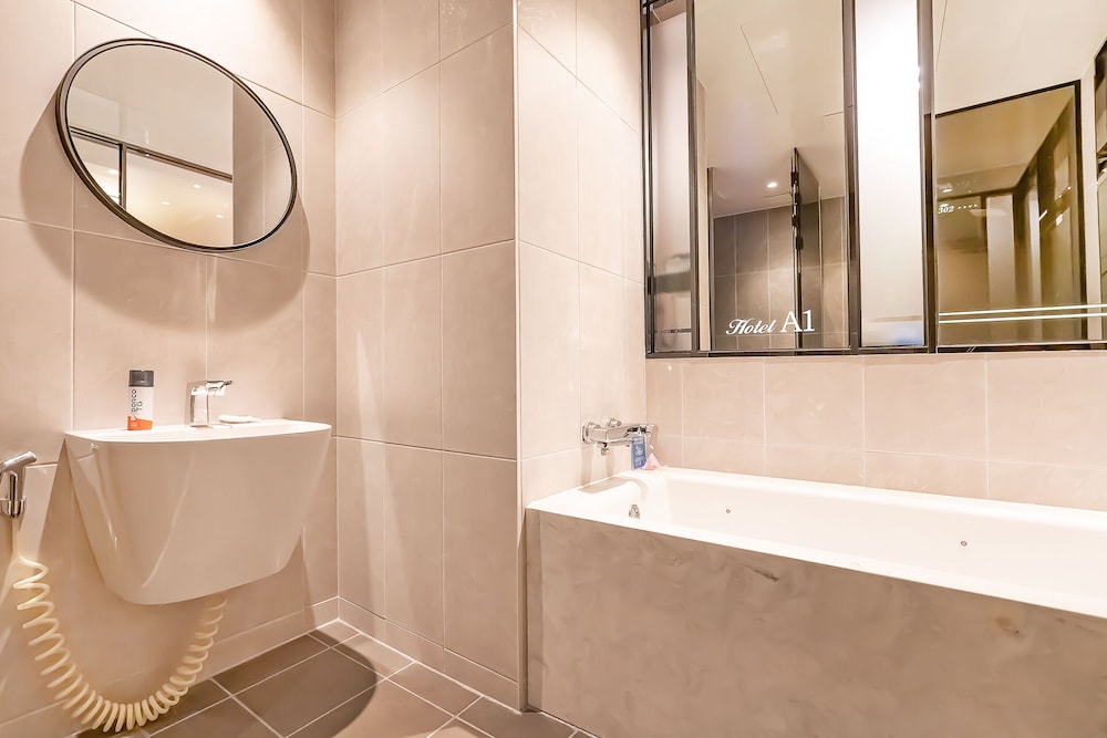A1 Hotel Haedo 65/69