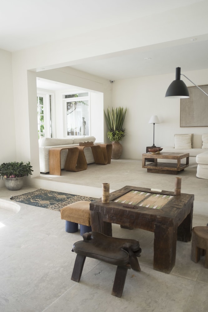 Casas Brancas Boutique Hotel Spa 63/79