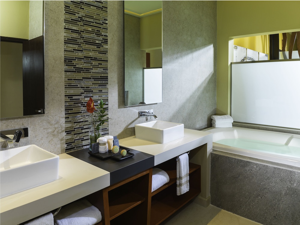 Generations Riviera Maya All Inclusive 50/50
