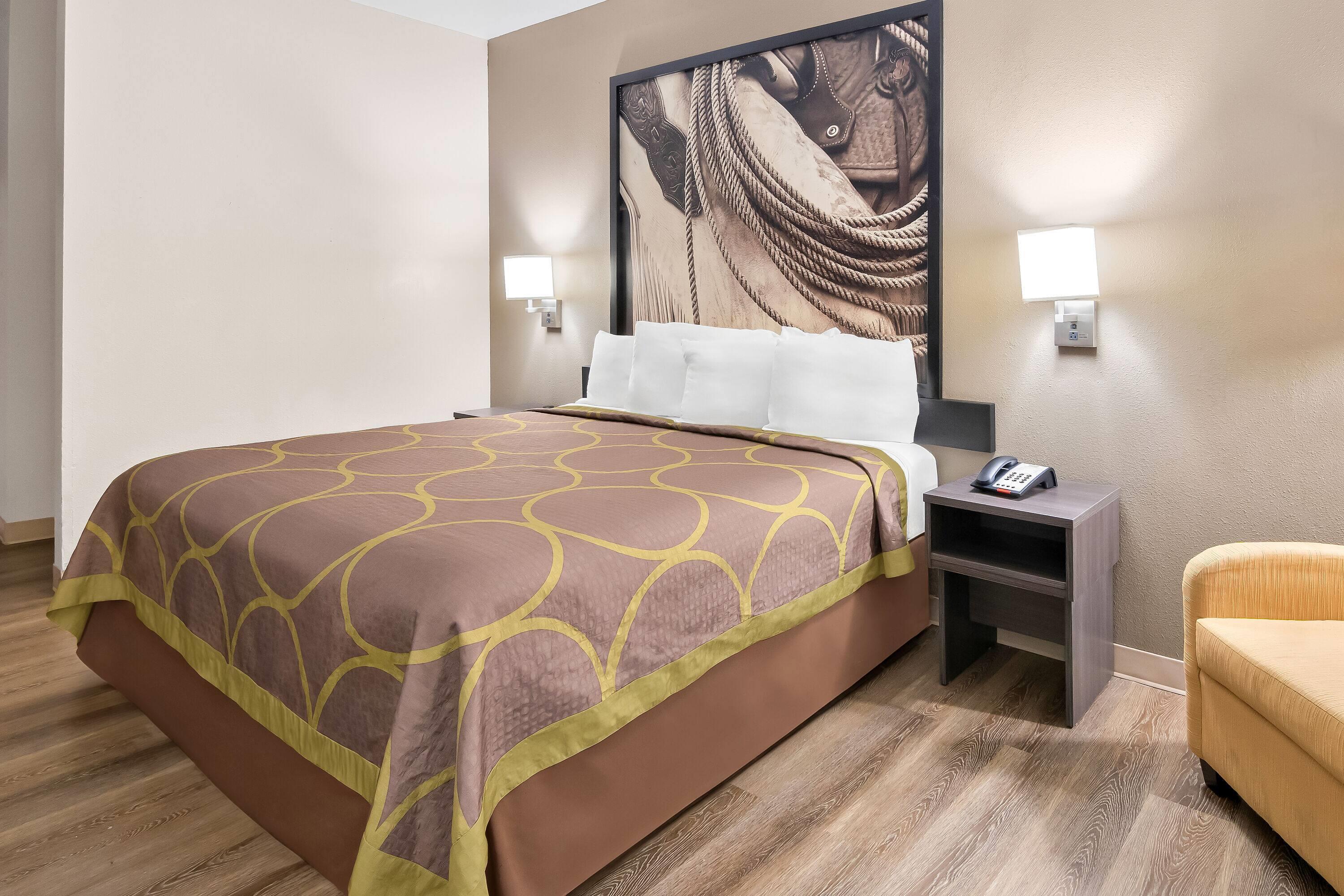 غرفة بسريرين كوين للمدخنين، Super 8 by Wyndham Fort Worth Stockyards 3/4