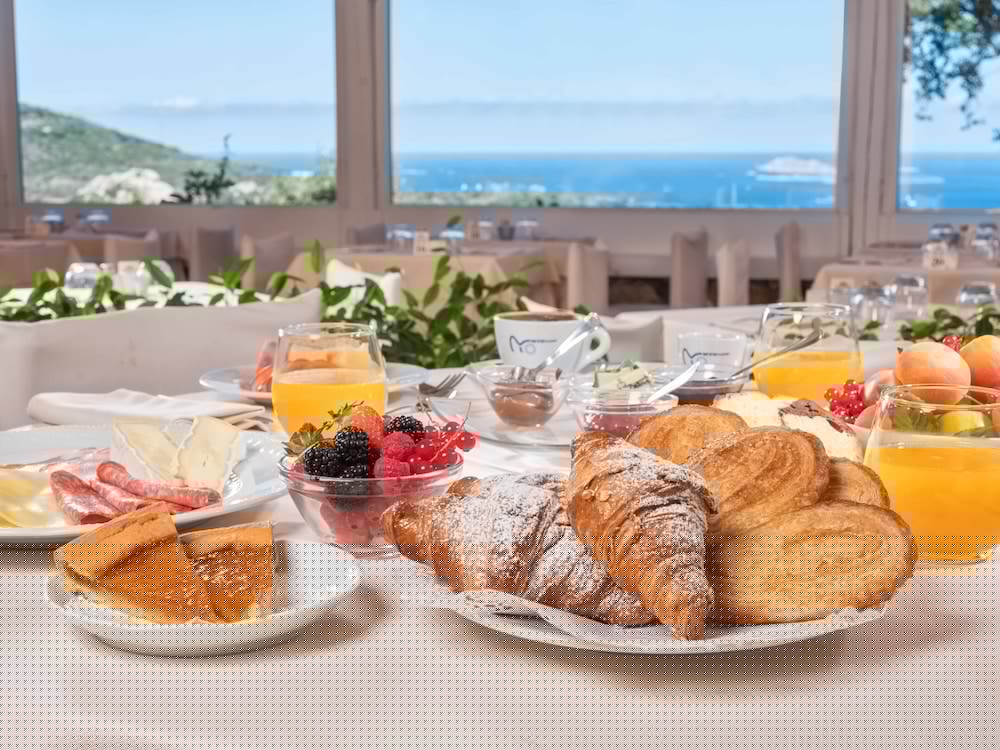 Myo Hotel Rocce Sarde 11/25