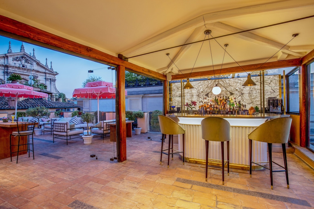 9 Hotel Cesari 66/85