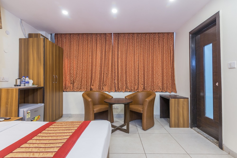 RUPAM HOTEL 43/72