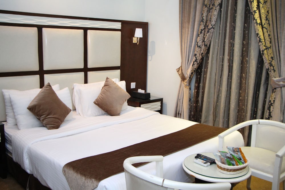Al Muhaidb Residence Al Dowally 5/30