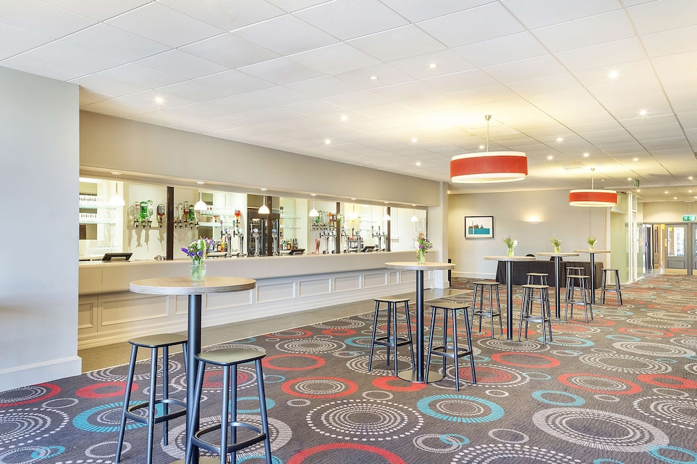 Mercure Northampton 30/63
