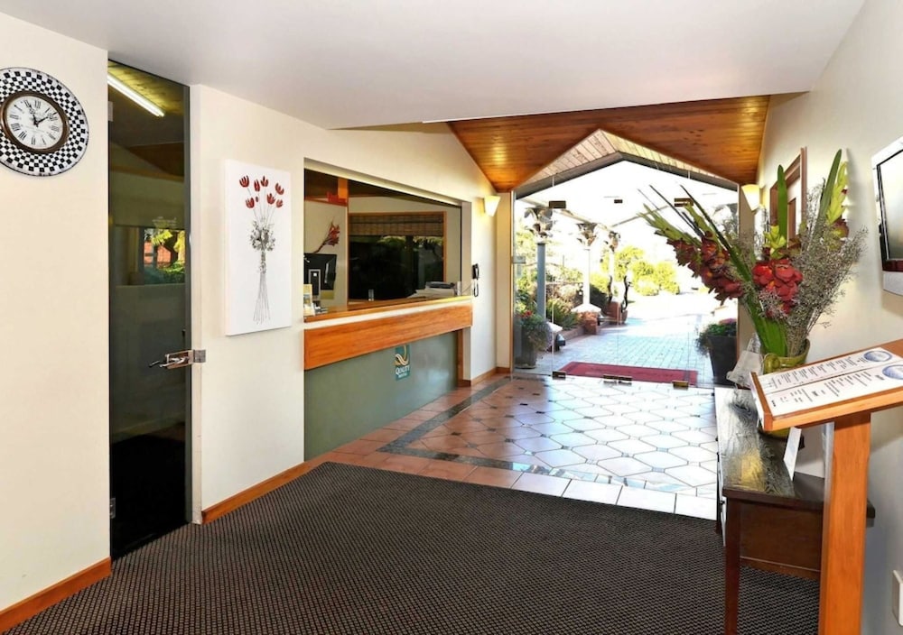 The Marlborough Riverside Hotel 30/48