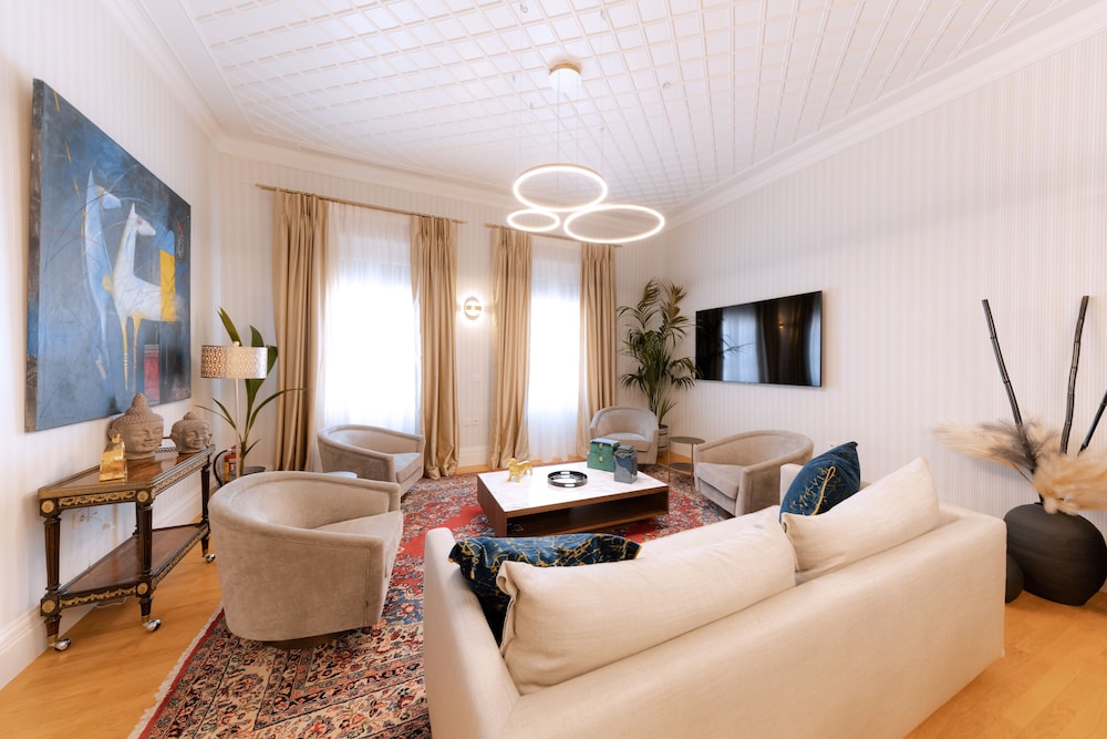 Castellano Hotel & Suites 36/63