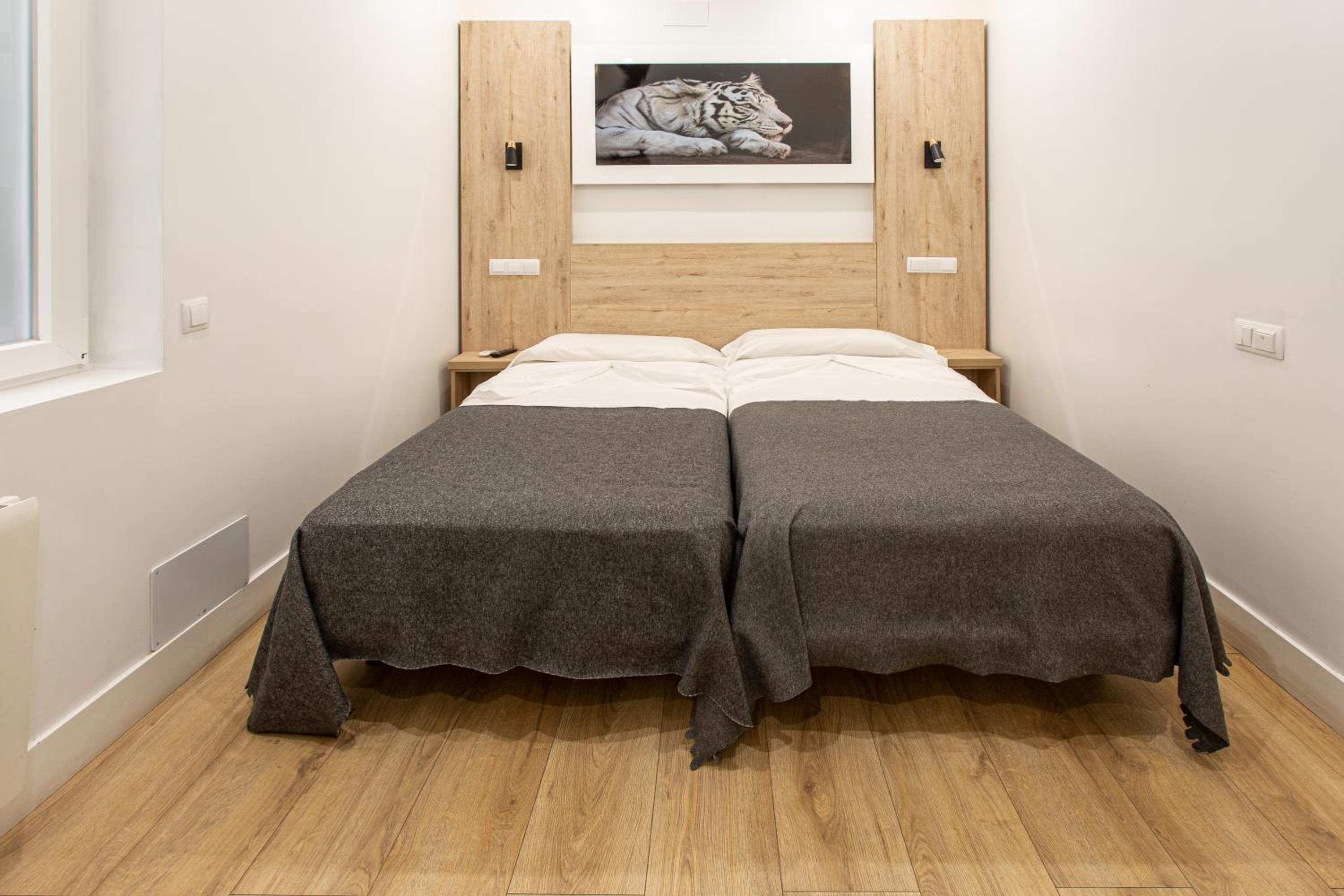 Hostal La Plata 24/52