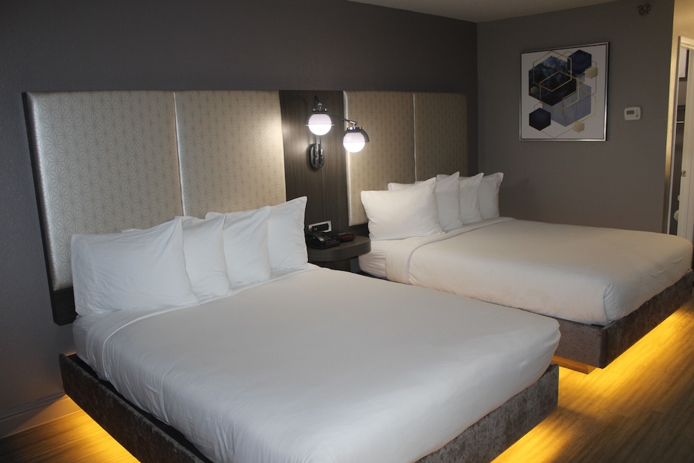 Country Inn & Suites by Radisson, Monterey Beachfront-Marina, CA 9/31