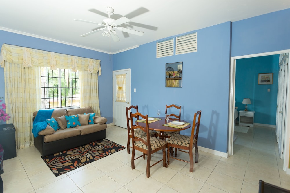 New Kingston Apt At Wellington Cove 20/27