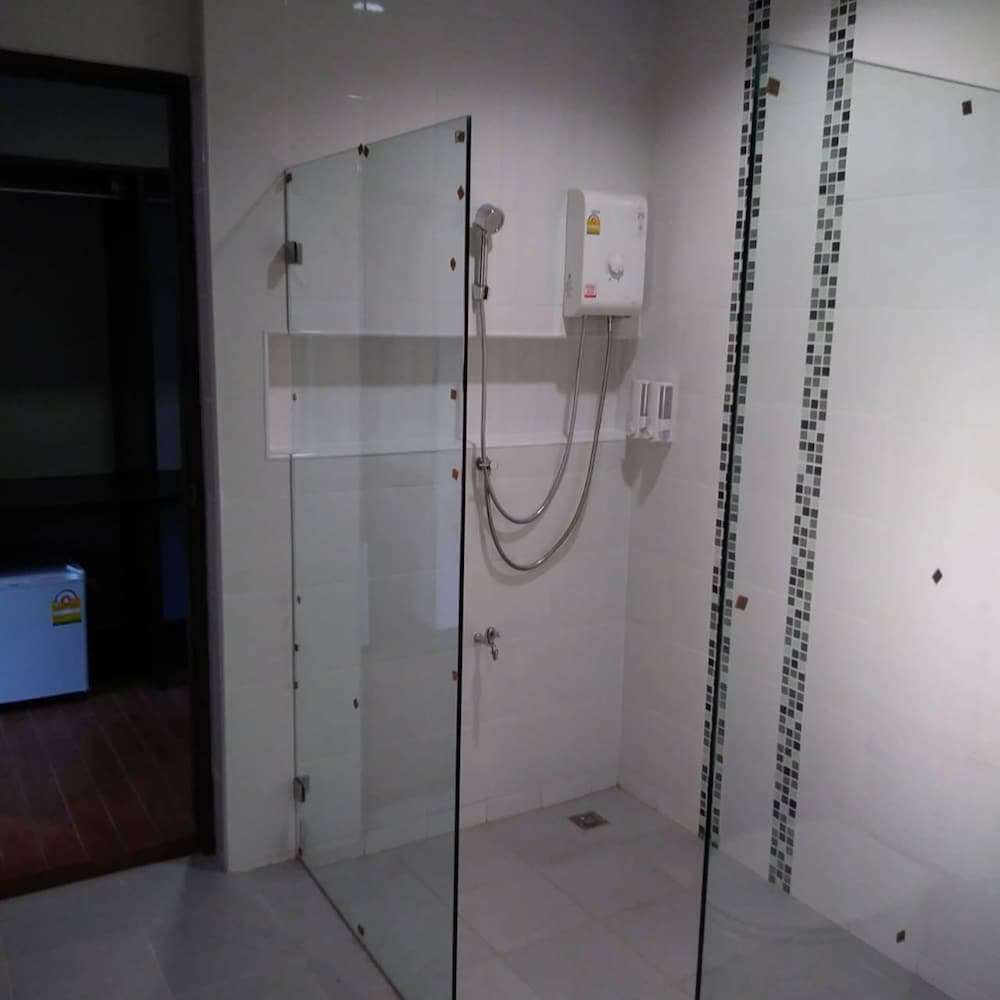 Phumin Place Hotel 28/28