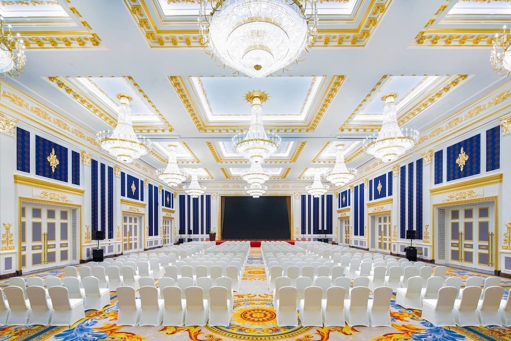Howard Johnson Plaza By Wyndham Ningbo 32/50