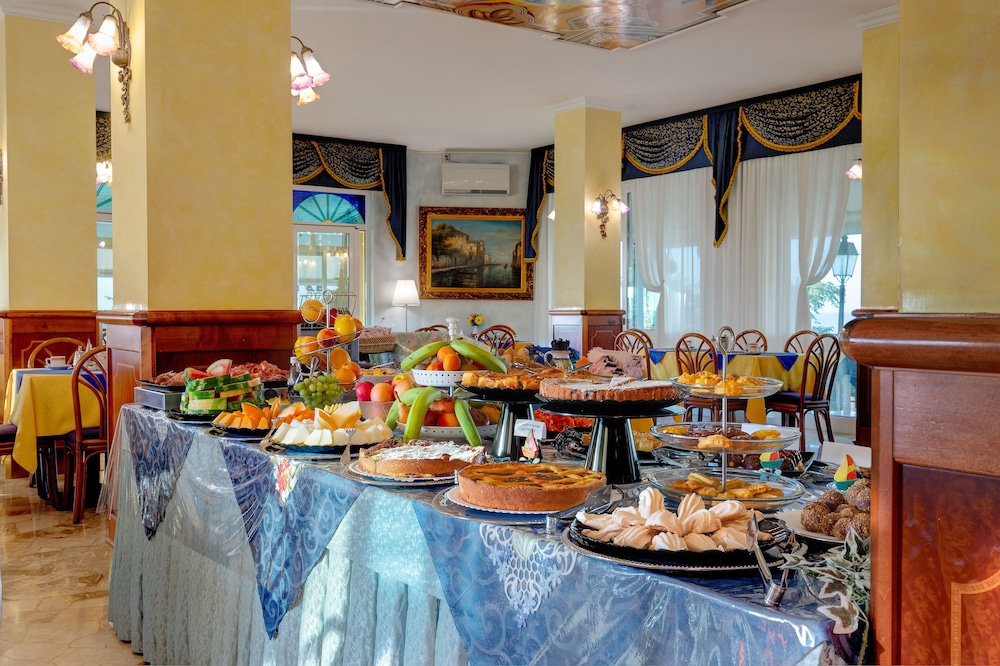 Hotel Napoleon 28/50